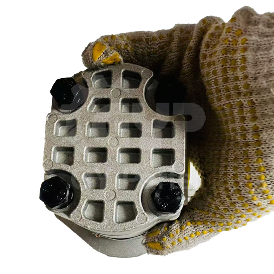 Pilot Pump Gear Pump 4276918 9218005 for Hitachi Excavator ZX200